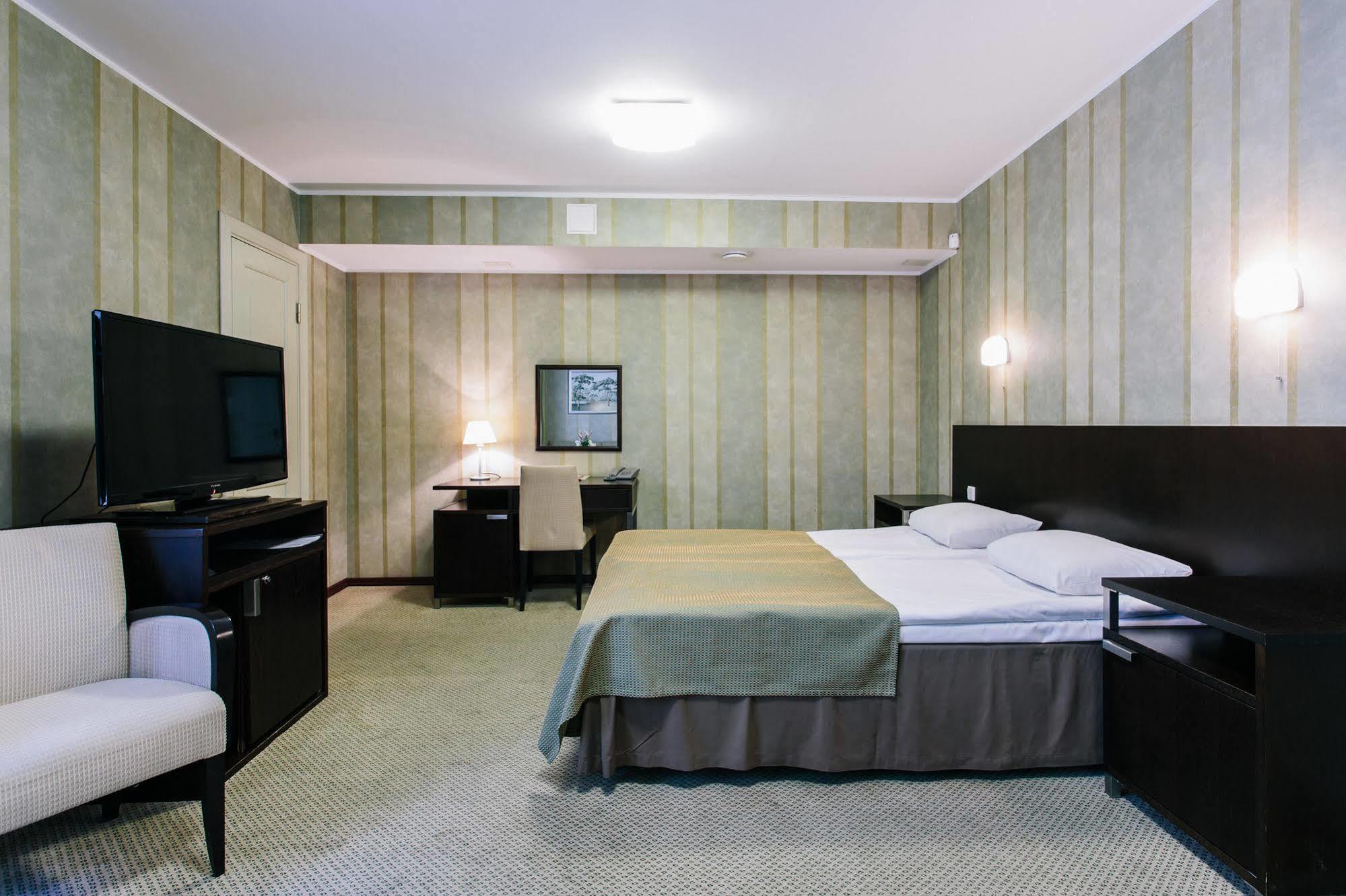 Hestia Hotel Maestro Old Town Tallin Exterior foto