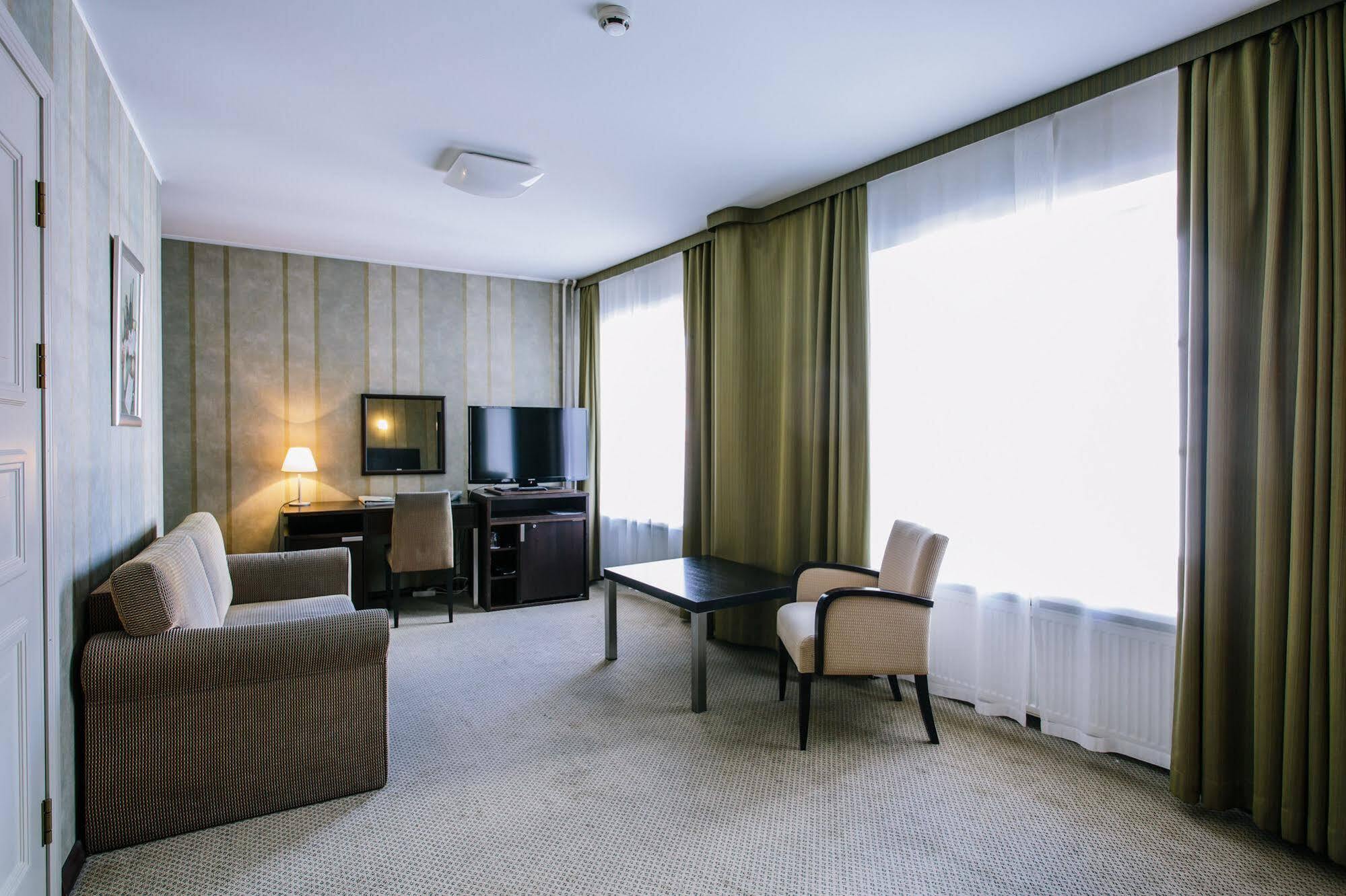 Hestia Hotel Maestro Old Town Tallin Exterior foto